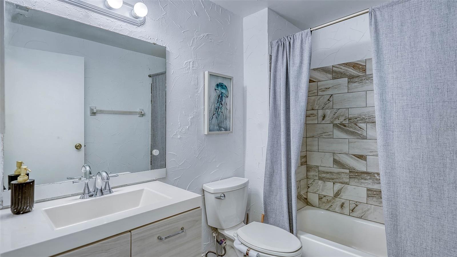 Image 31 of 82 For 5911 39th Avenue W