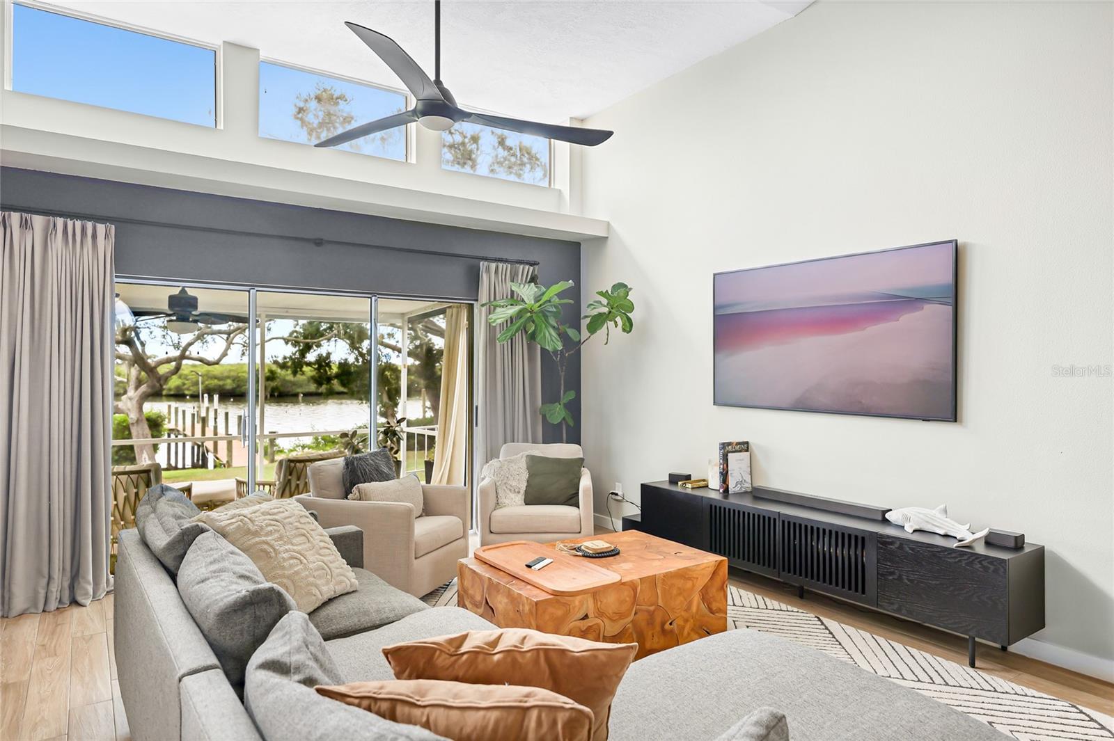 Image 10 of 48 For 4304 14th Avenue E