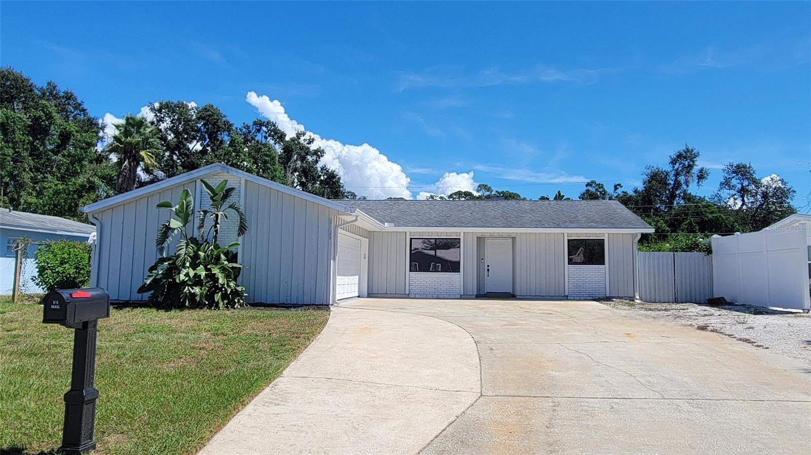 Image 2 of 21 For 5109 19th Street W