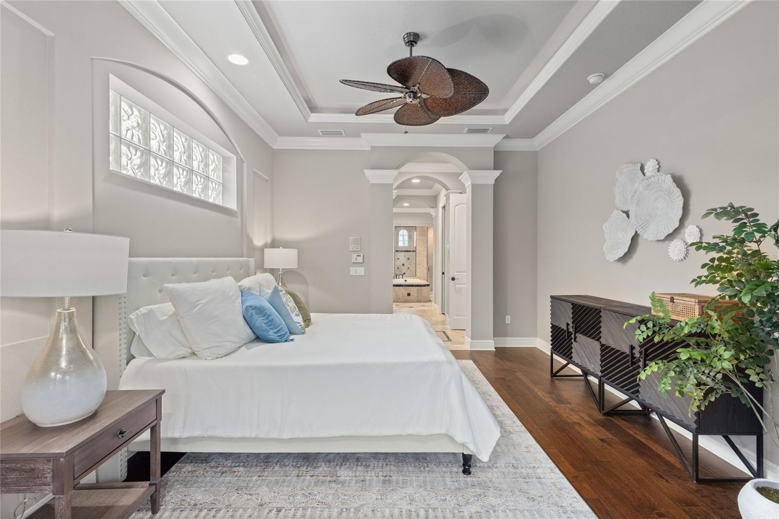 Image 14 of 33 For 6914 Brier Creek Court