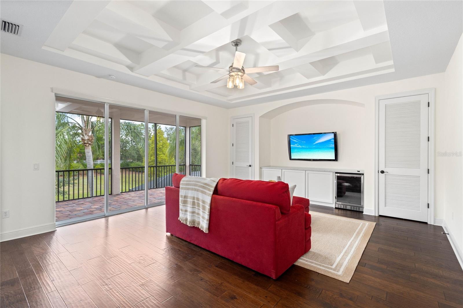 Image 17 of 33 For 6914 Brier Creek Court