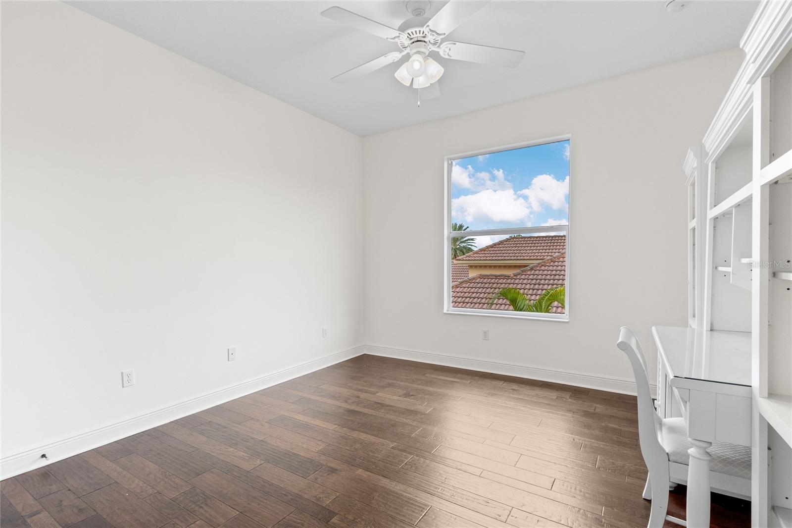 Image 20 of 33 For 6914 Brier Creek Court