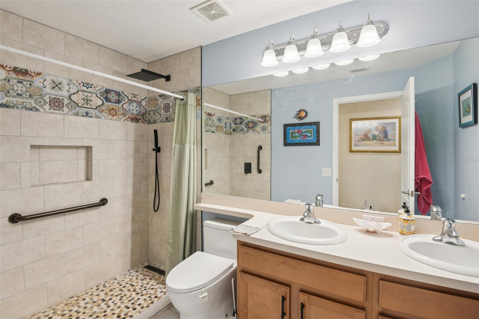 Image 15 of 29 For 13908 Chalk Hill Place