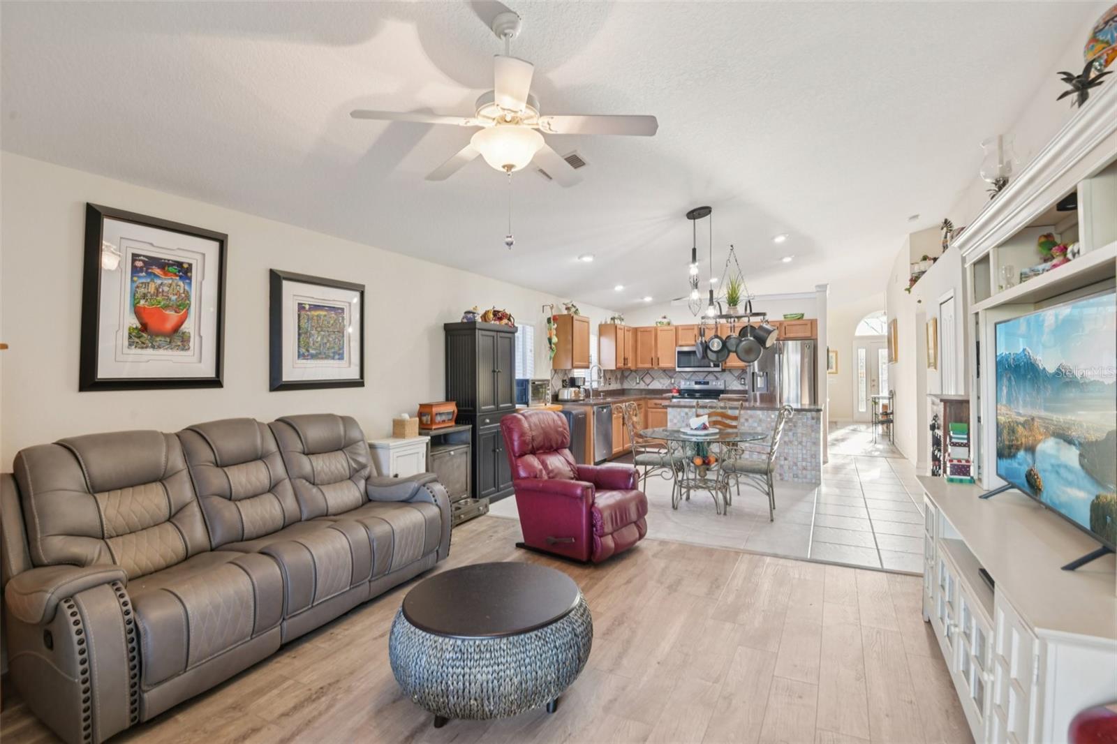 Image 5 of 29 For 13908 Chalk Hill Place