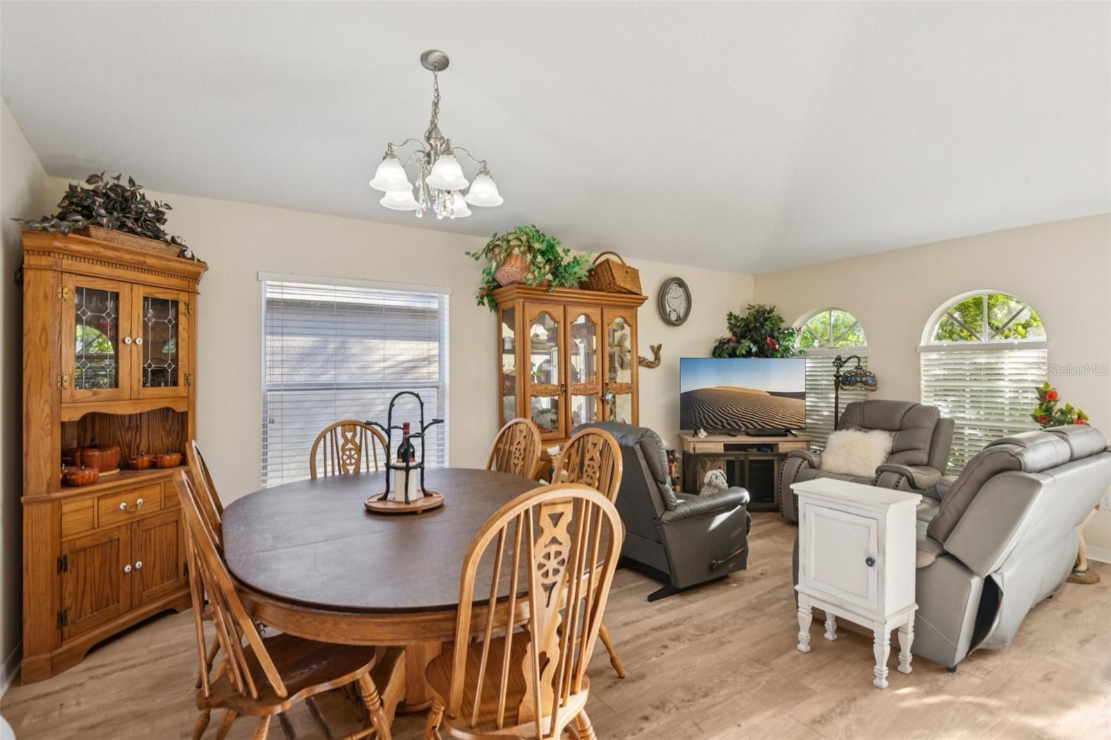 Image 7 of 29 For 13908 Chalk Hill Place