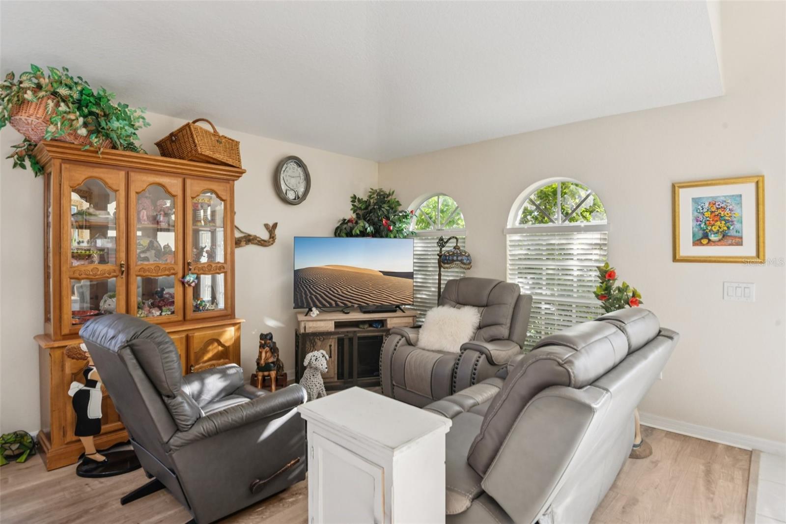 Image 8 of 29 For 13908 Chalk Hill Place