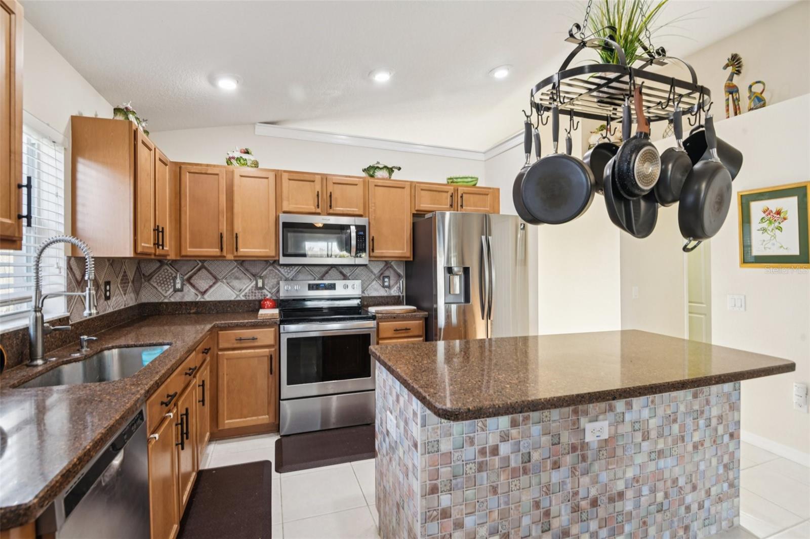 Image 9 of 29 For 13908 Chalk Hill Place