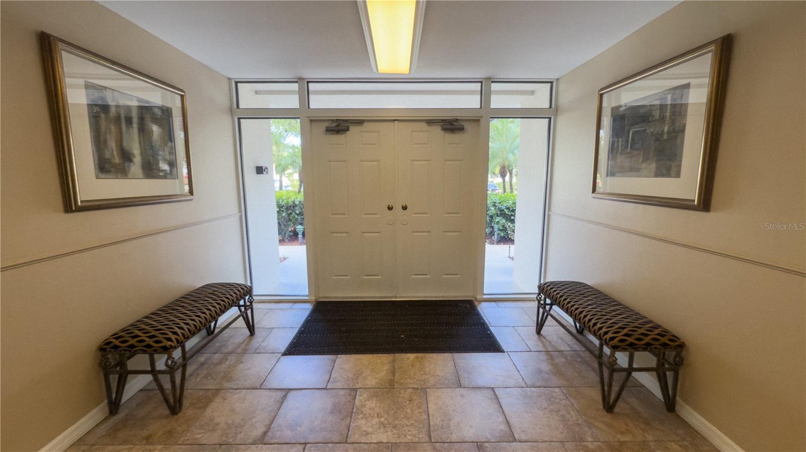 Image 31 of 39 For 7461 Country Club Drive N 209