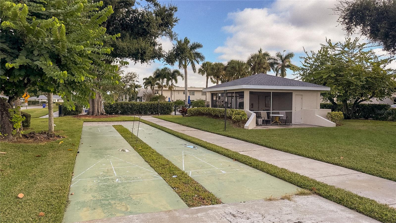 Image 35 of 39 For 7461 Country Club Drive N 209