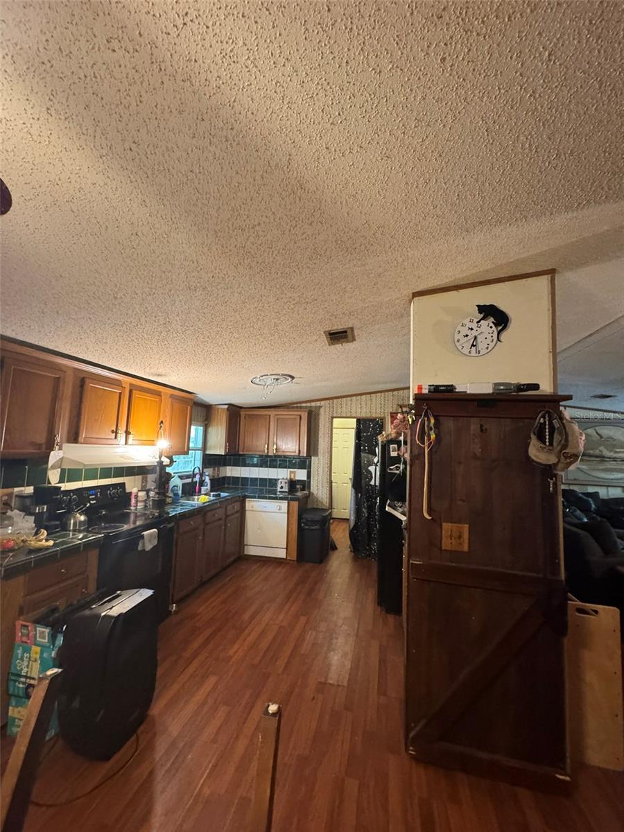 Image 5 of 18 For 17626 Pearlwood Drive