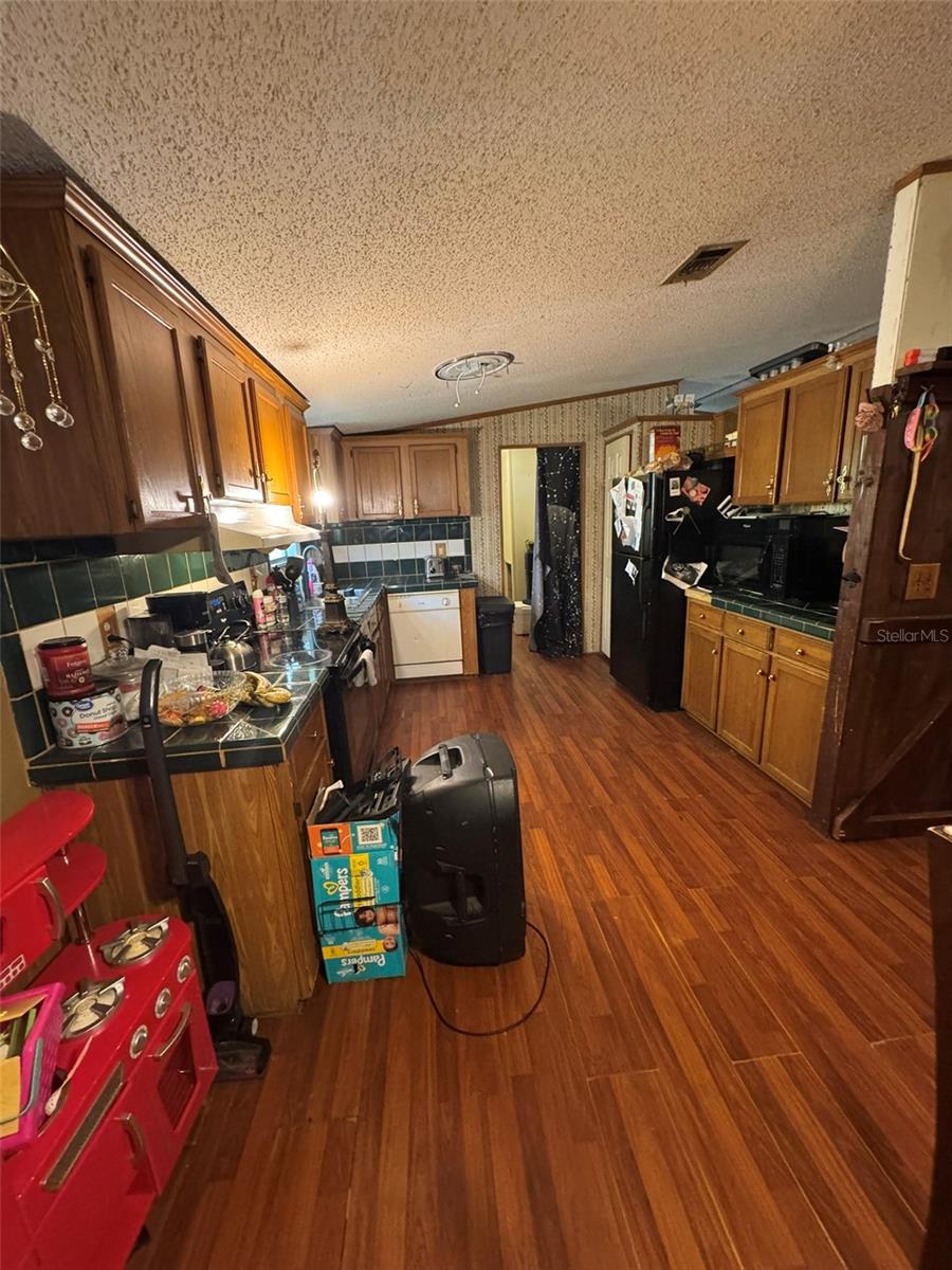 Image 6 of 18 For 17626 Pearlwood Drive