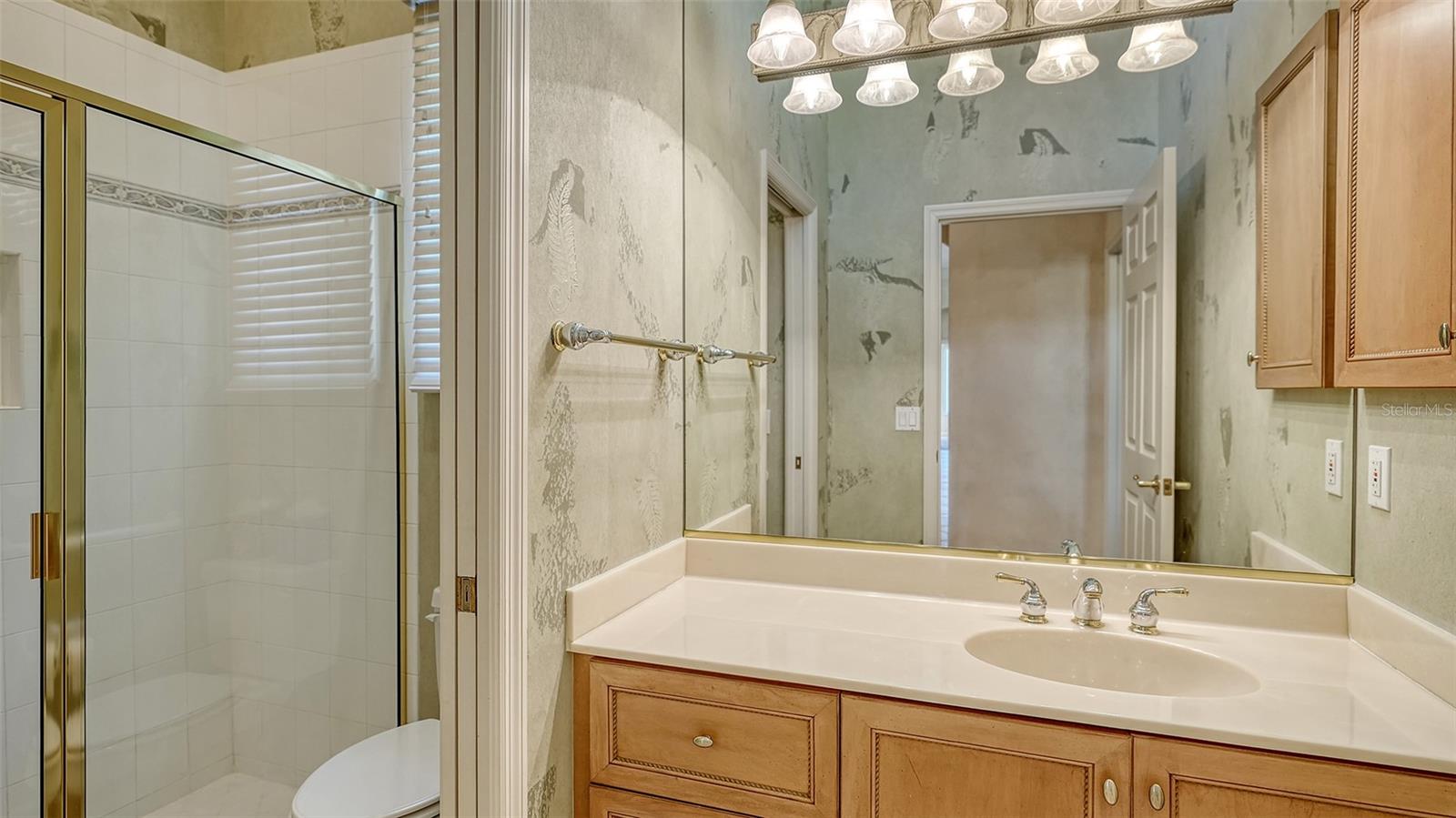 Image 33 of 75 For 5121 88th Street E