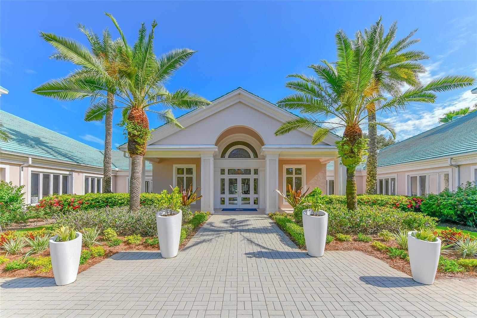 Image 53 of 75 For 5121 88th Street E