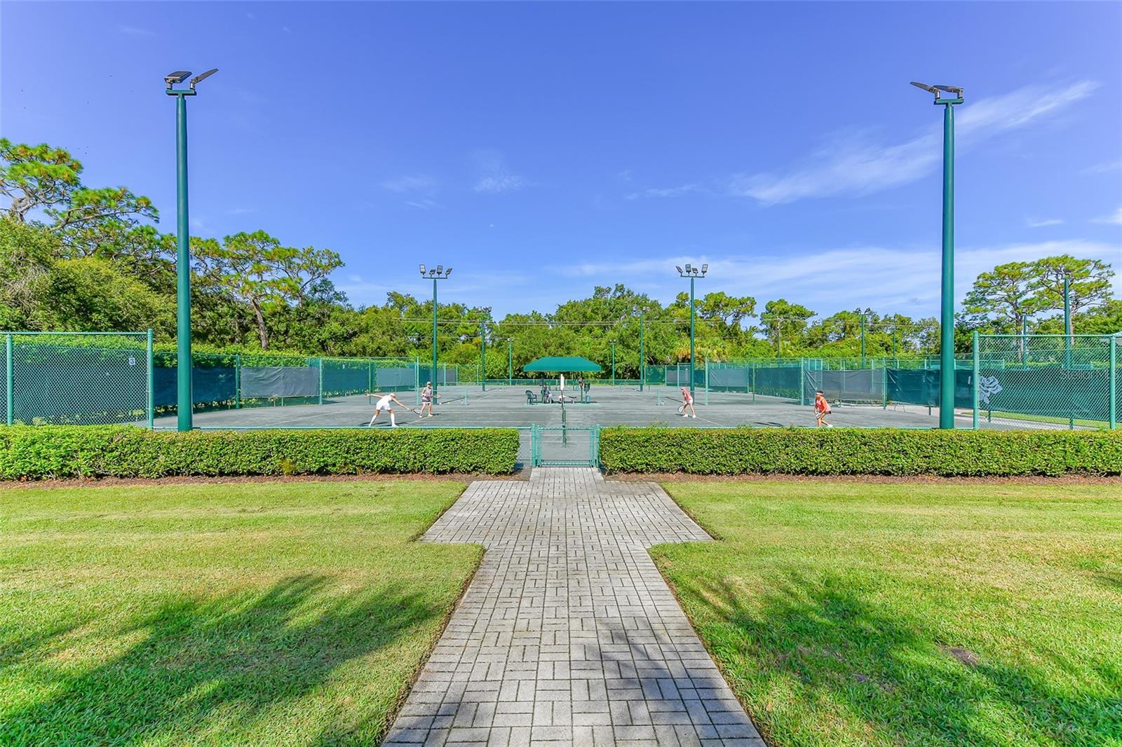 Image 68 of 75 For 5121 88th Street E