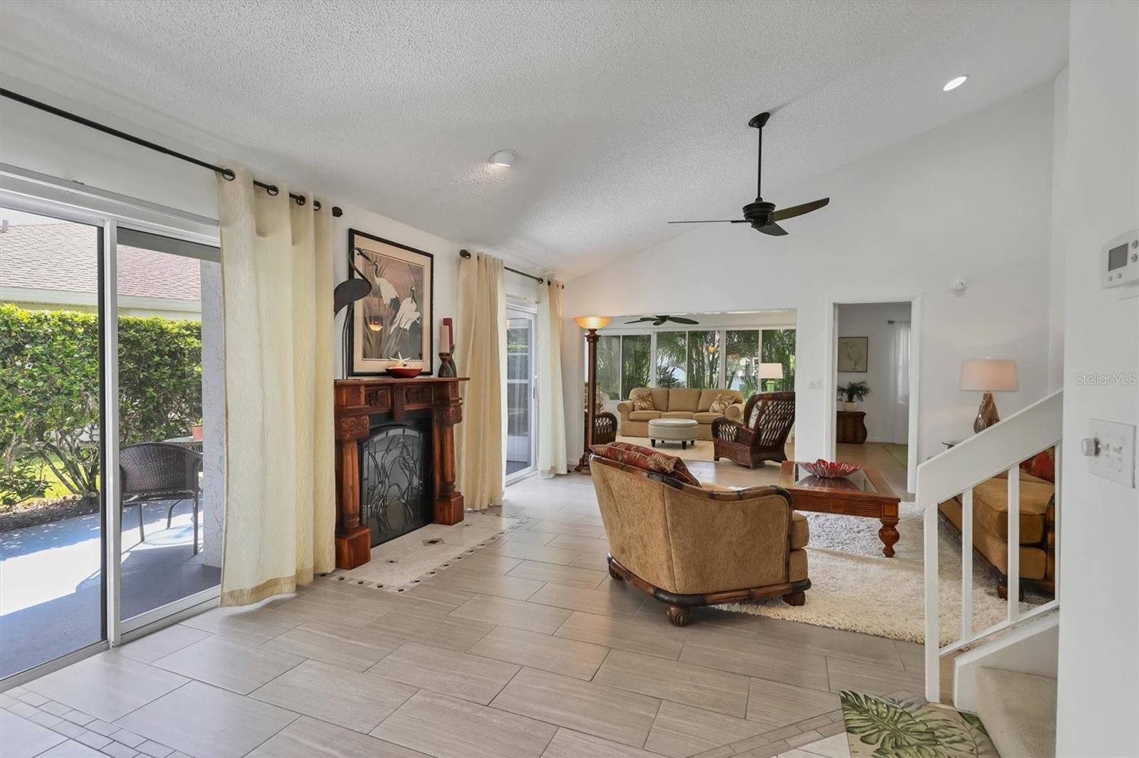 Image 11 of 63 For 6465 Carrington Circle 44