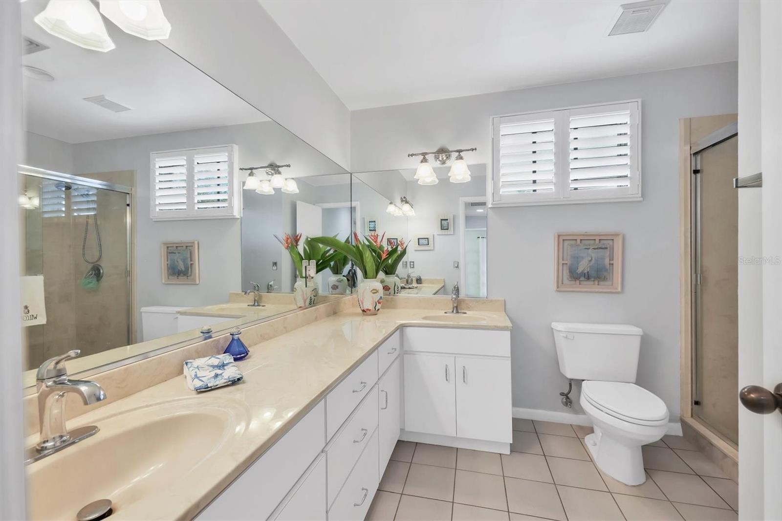 Image 35 of 63 For 6465 Carrington Circle 44