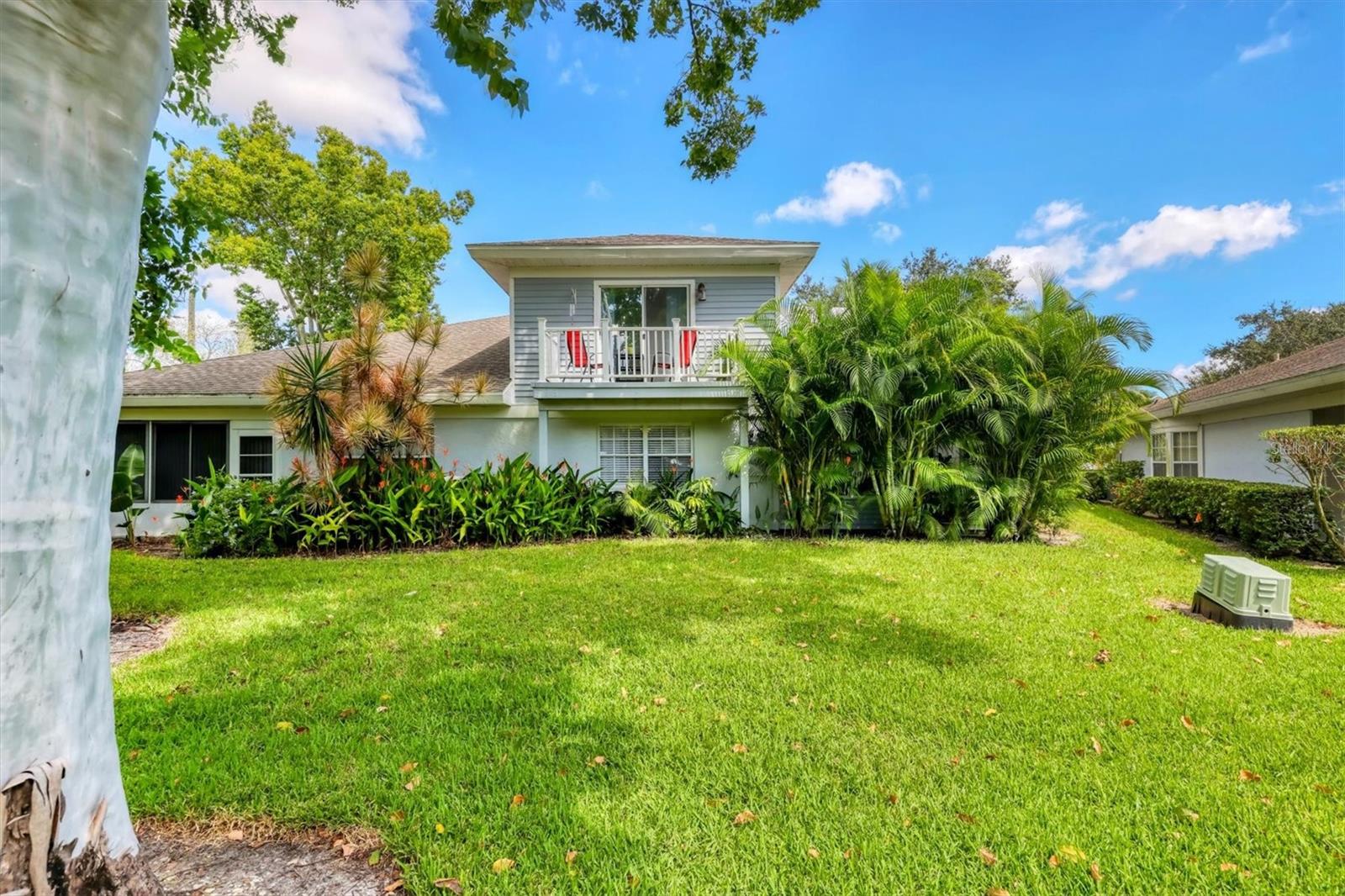 Image 5 of 63 For 6465 Carrington Circle 44