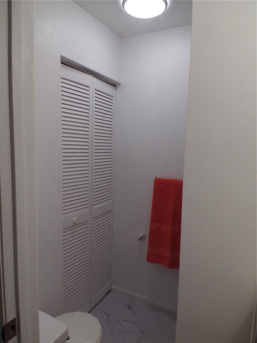 Image 13 of 38 For 5987 Coral Way