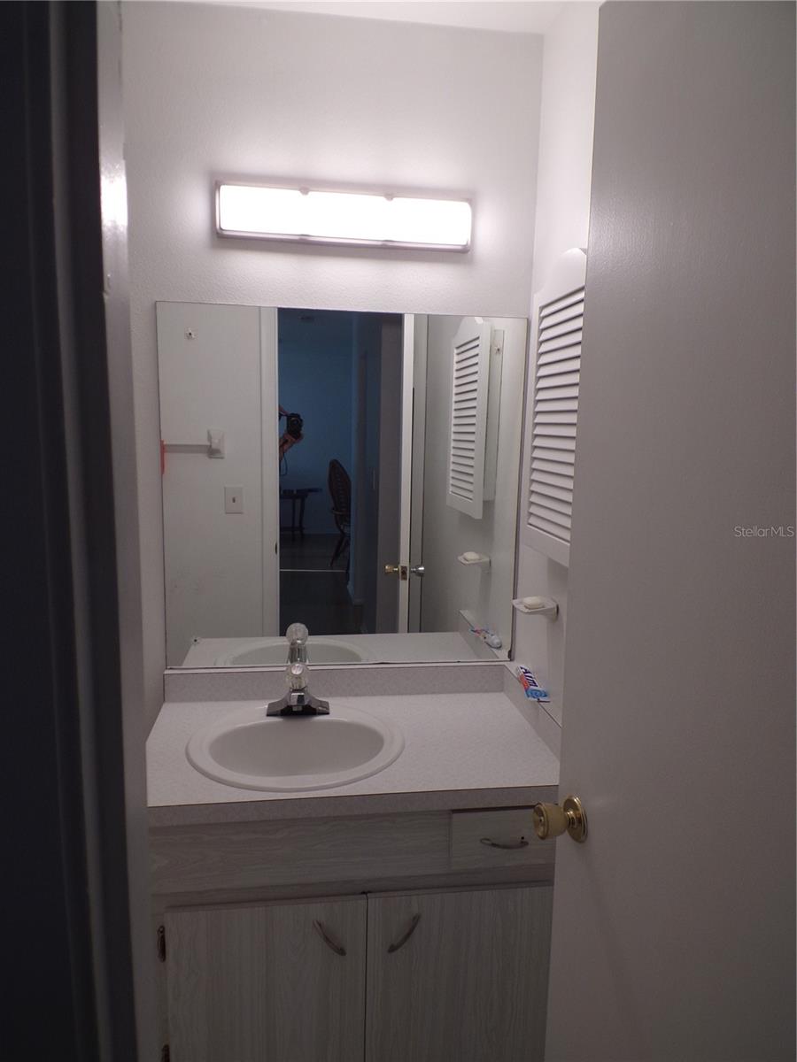Image 33 of 38 For 5987 Coral Way