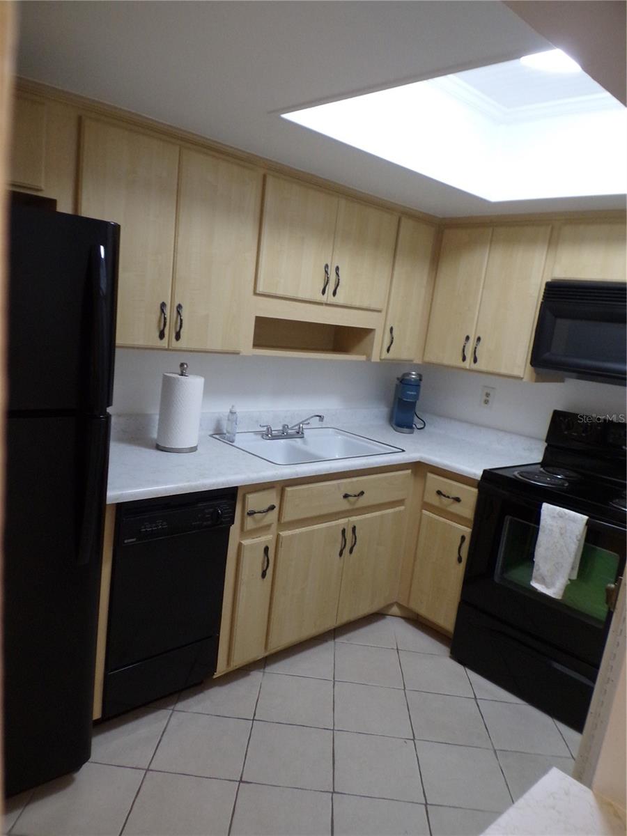 Image 8 of 38 For 5987 Coral Way