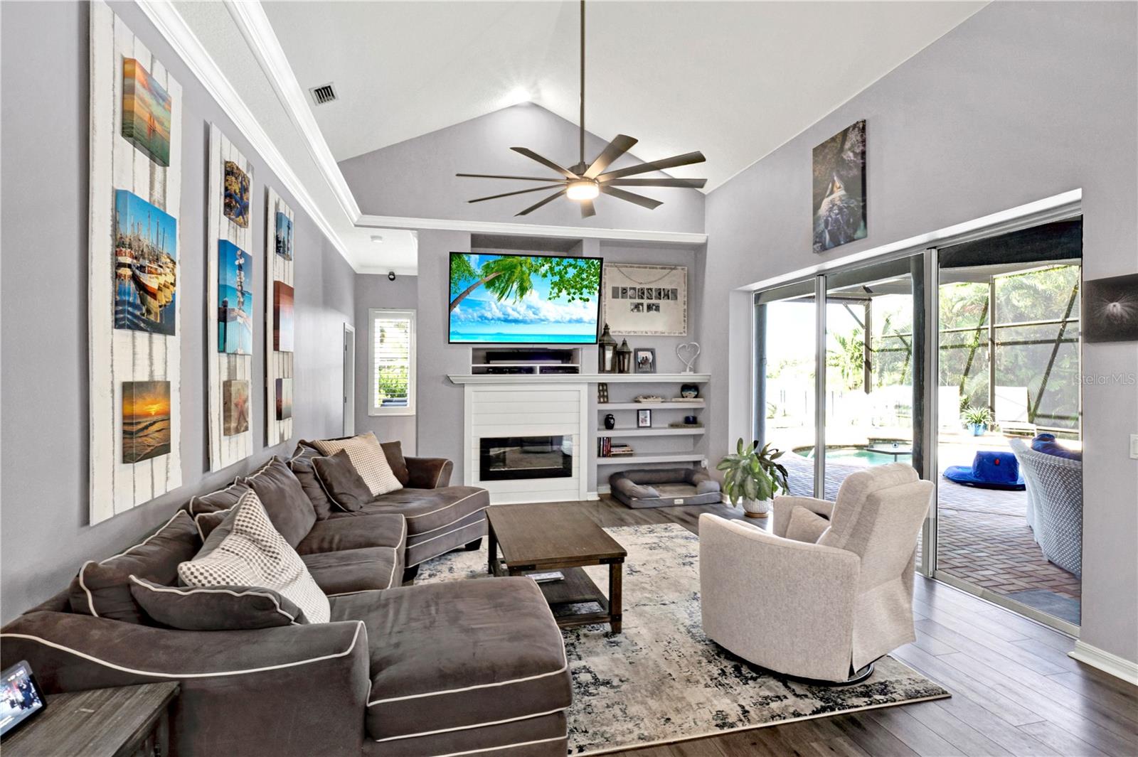 Image 14 of 48 For 12576 Natureview Circle