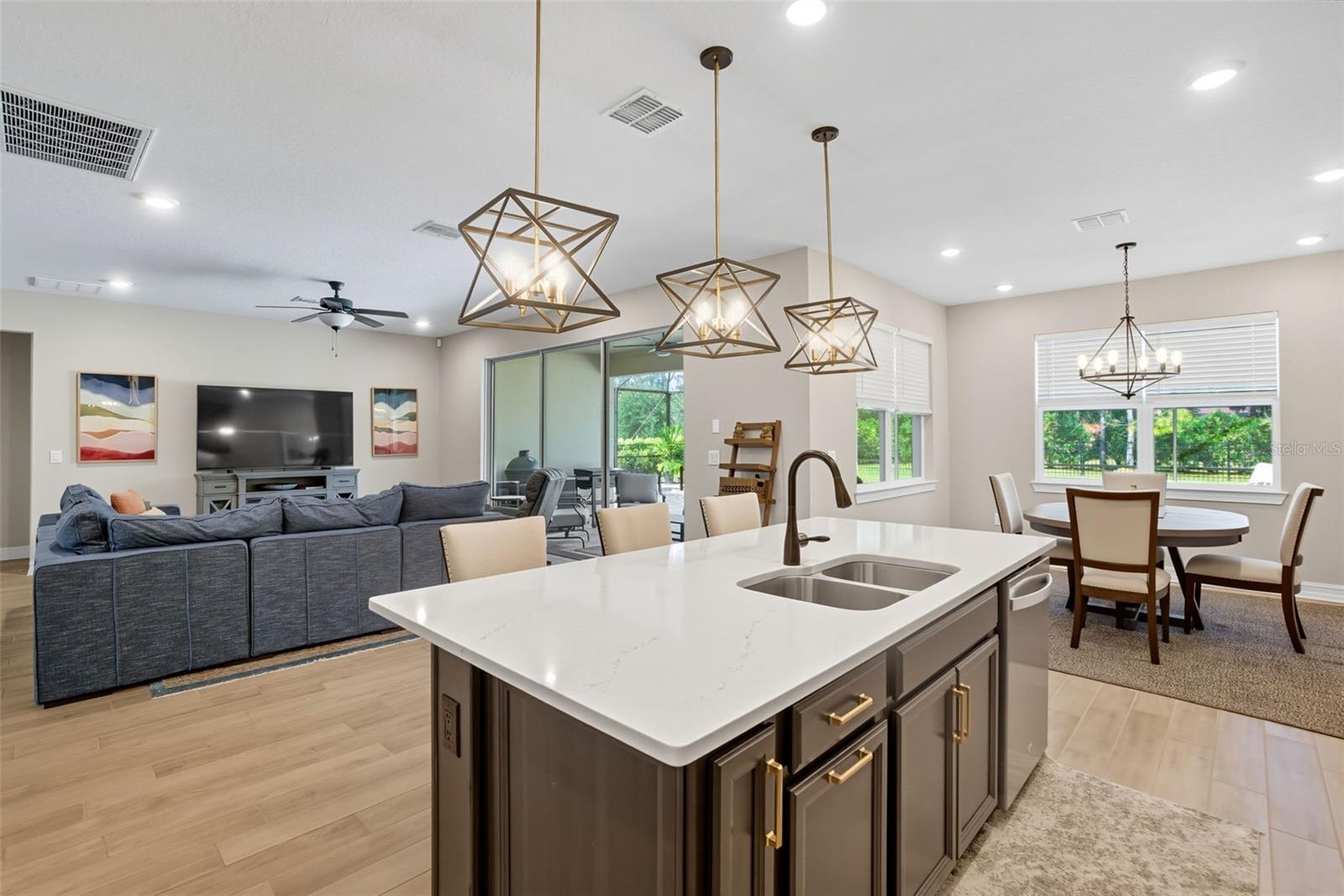Image 11 of 71 For 7209 Great Egret Boulevard