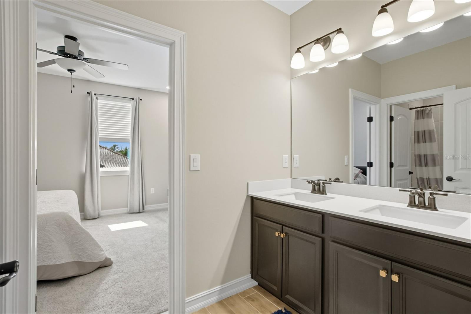 Image 49 of 71 For 7209 Great Egret Boulevard