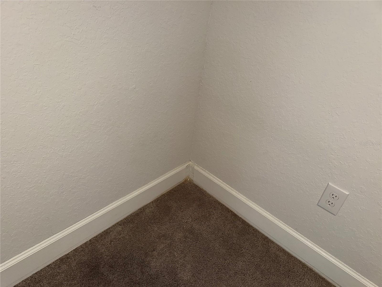 Image 22 of 53 For 14921 Tropical Violet Way