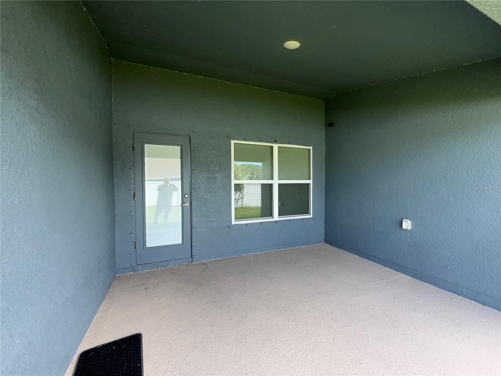 Image 30 of 53 For 14921 Tropical Violet Way