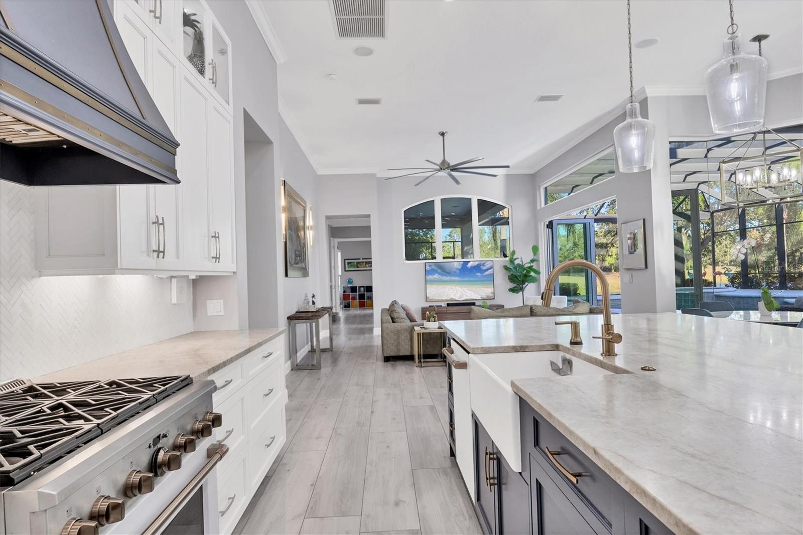 Image 11 of 61 For 7257 Greystone Street