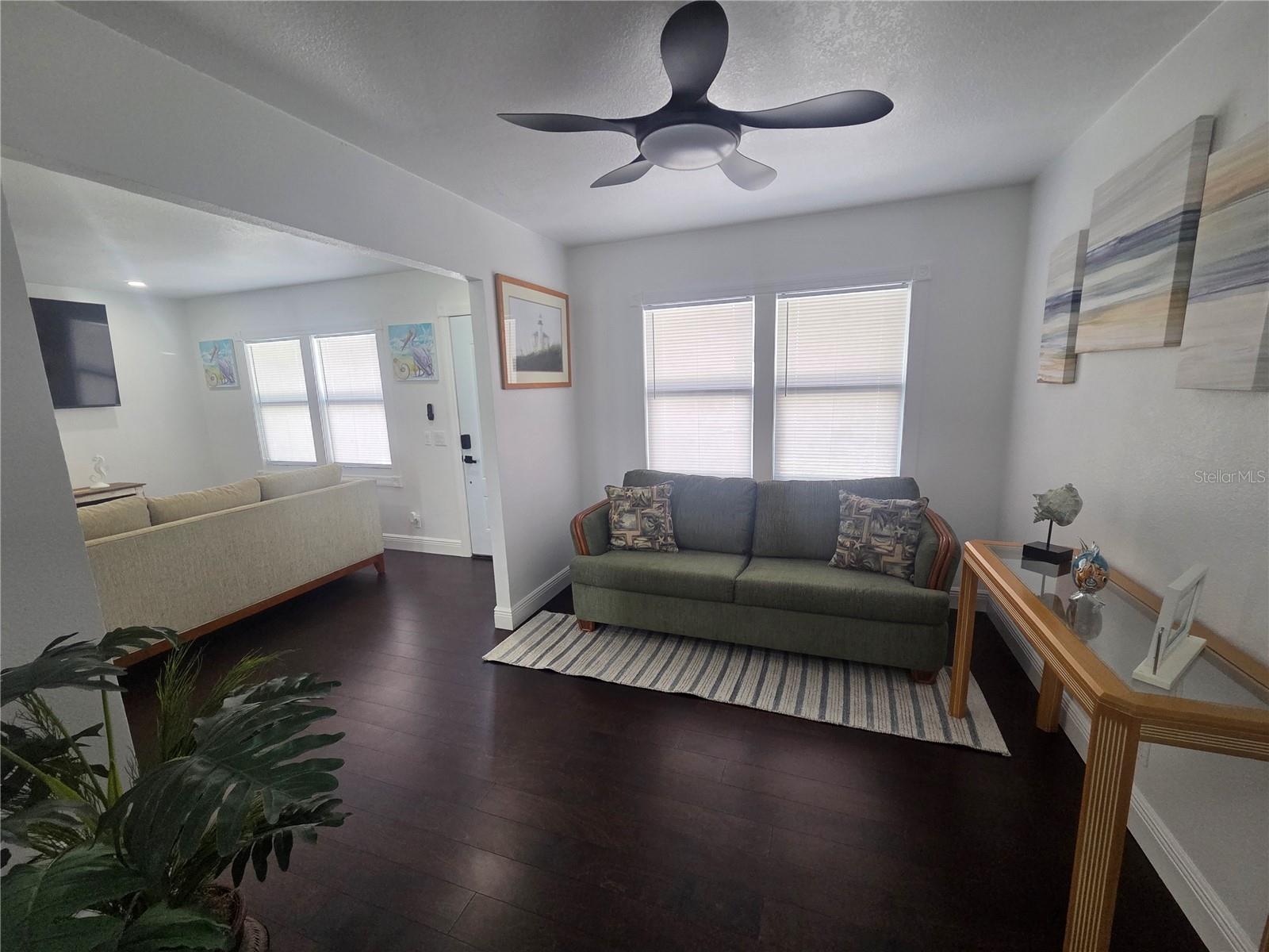 Image 14 of 31 For 4049 Ponea Drive