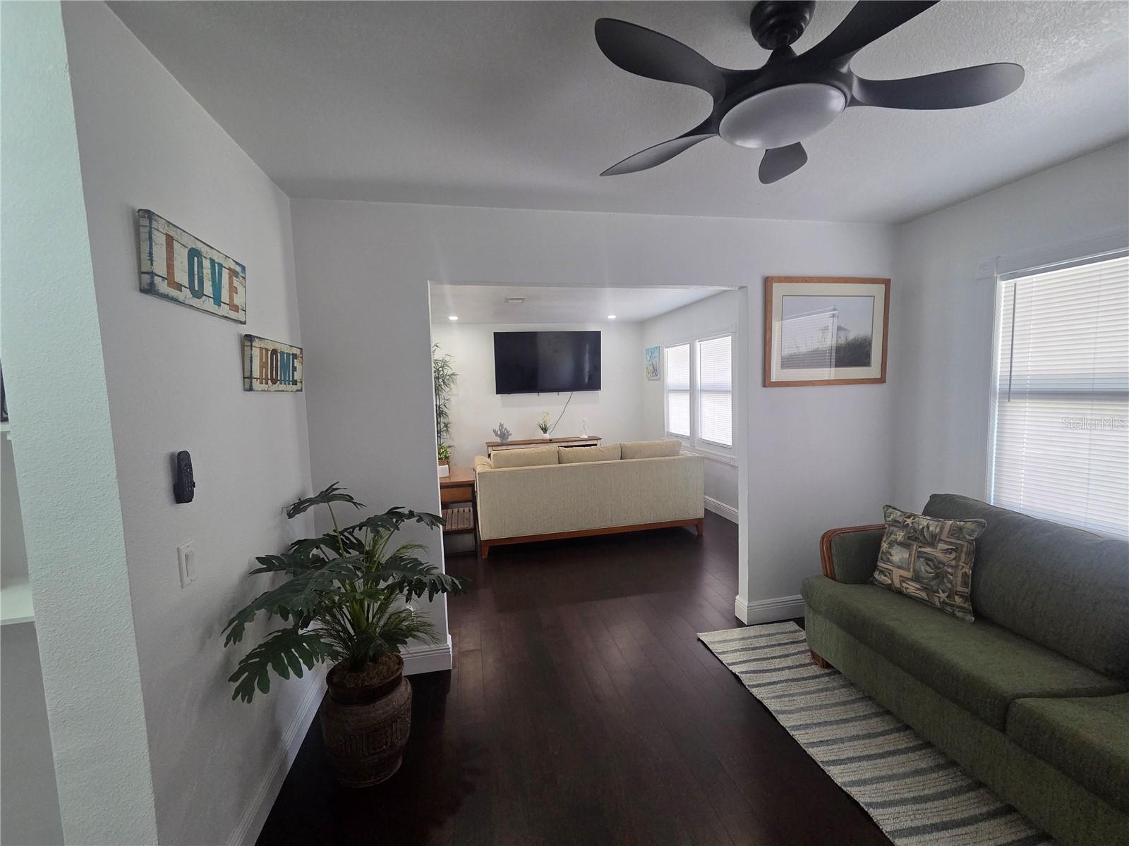 Image 19 of 31 For 4049 Ponea Drive