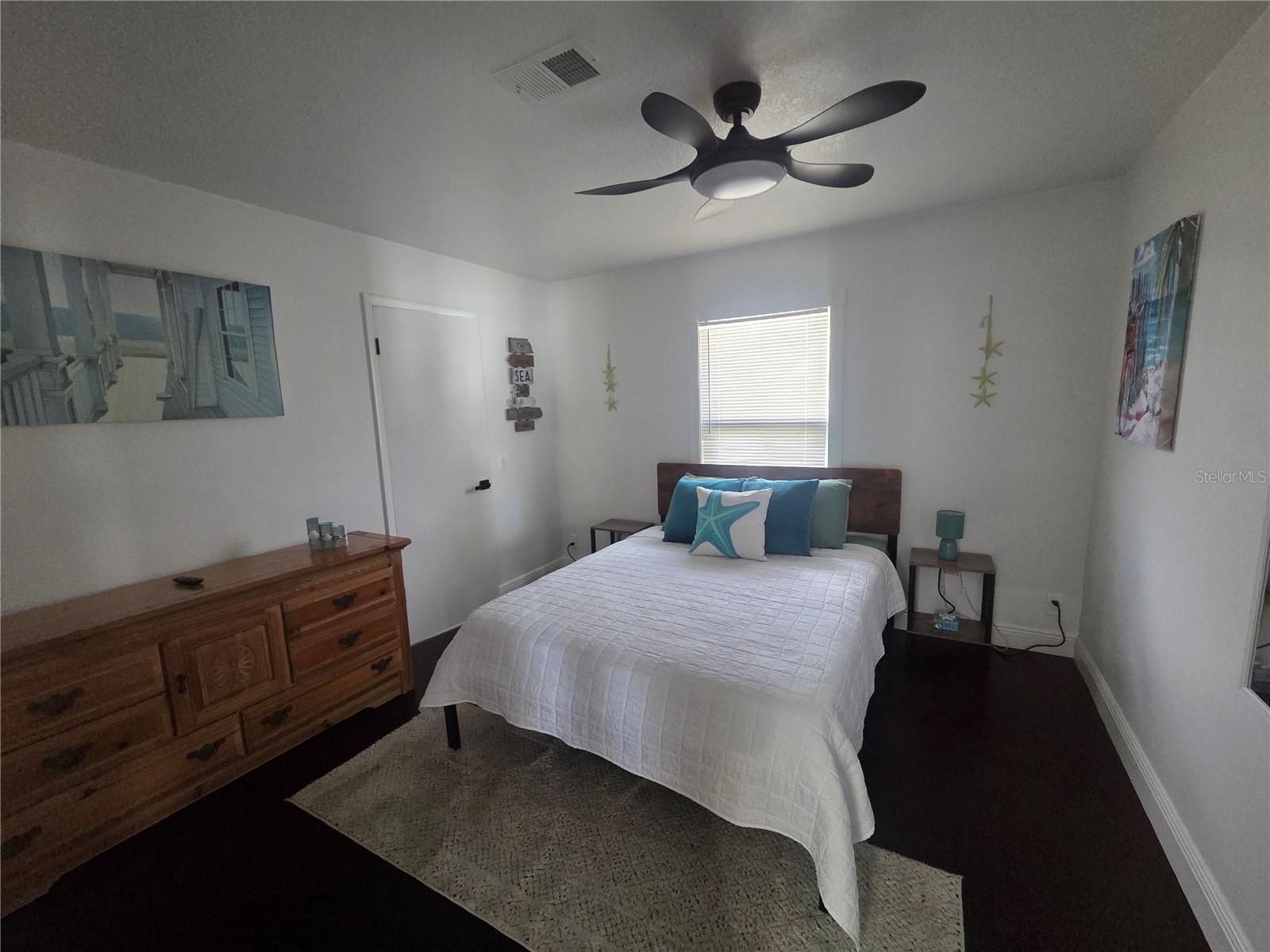 Image 22 of 31 For 4049 Ponea Drive