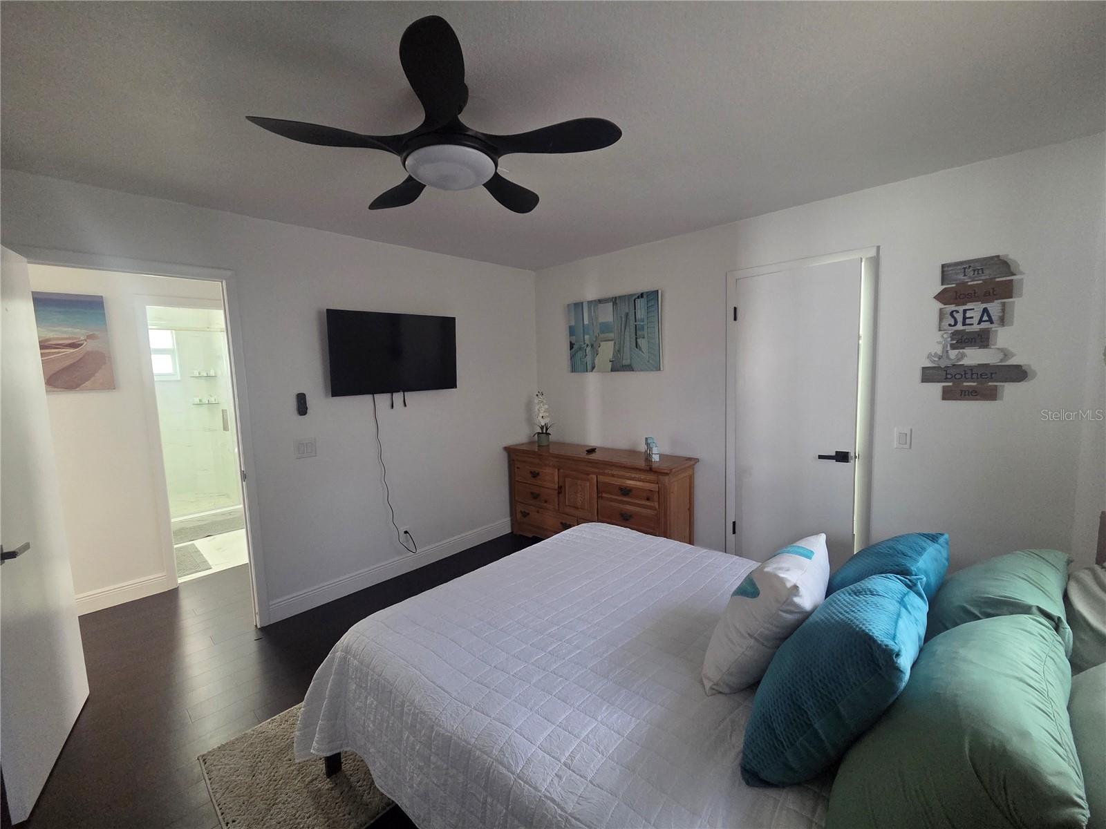 Image 24 of 31 For 4049 Ponea Drive