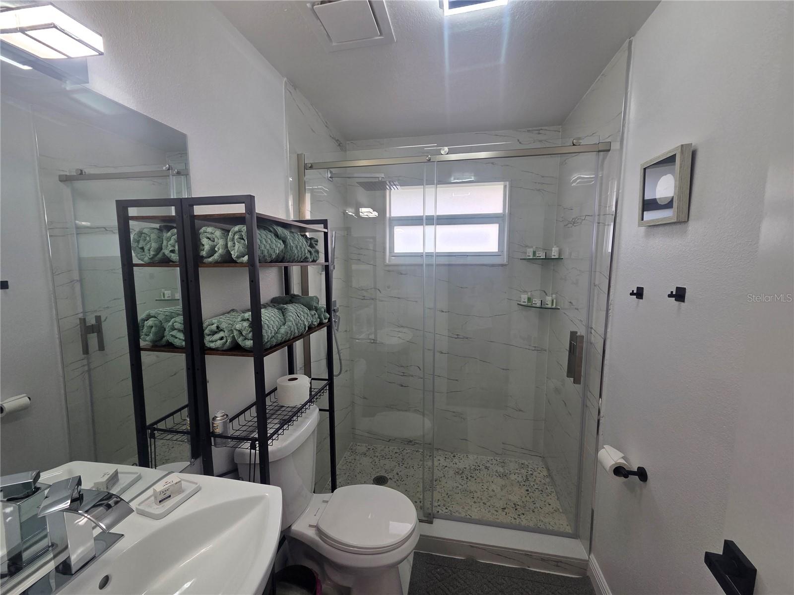 Image 26 of 31 For 4049 Ponea Drive