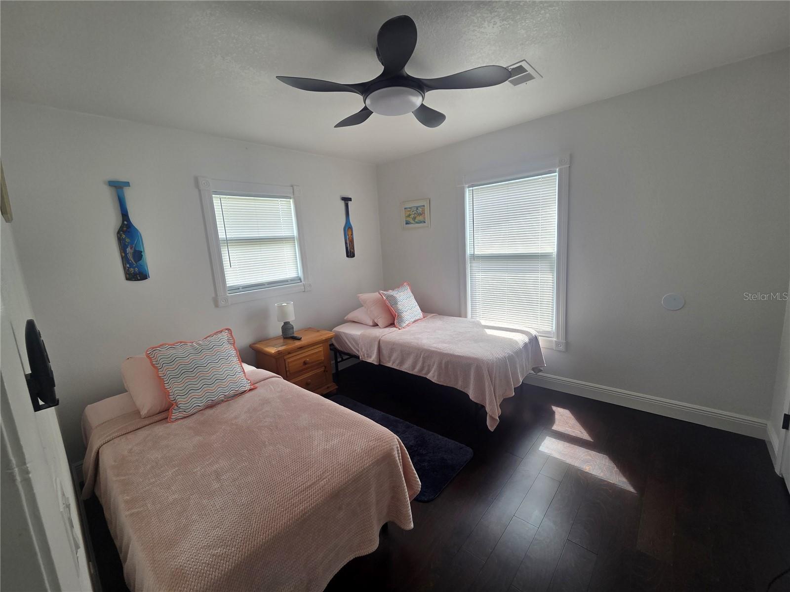 Image 27 of 31 For 4049 Ponea Drive