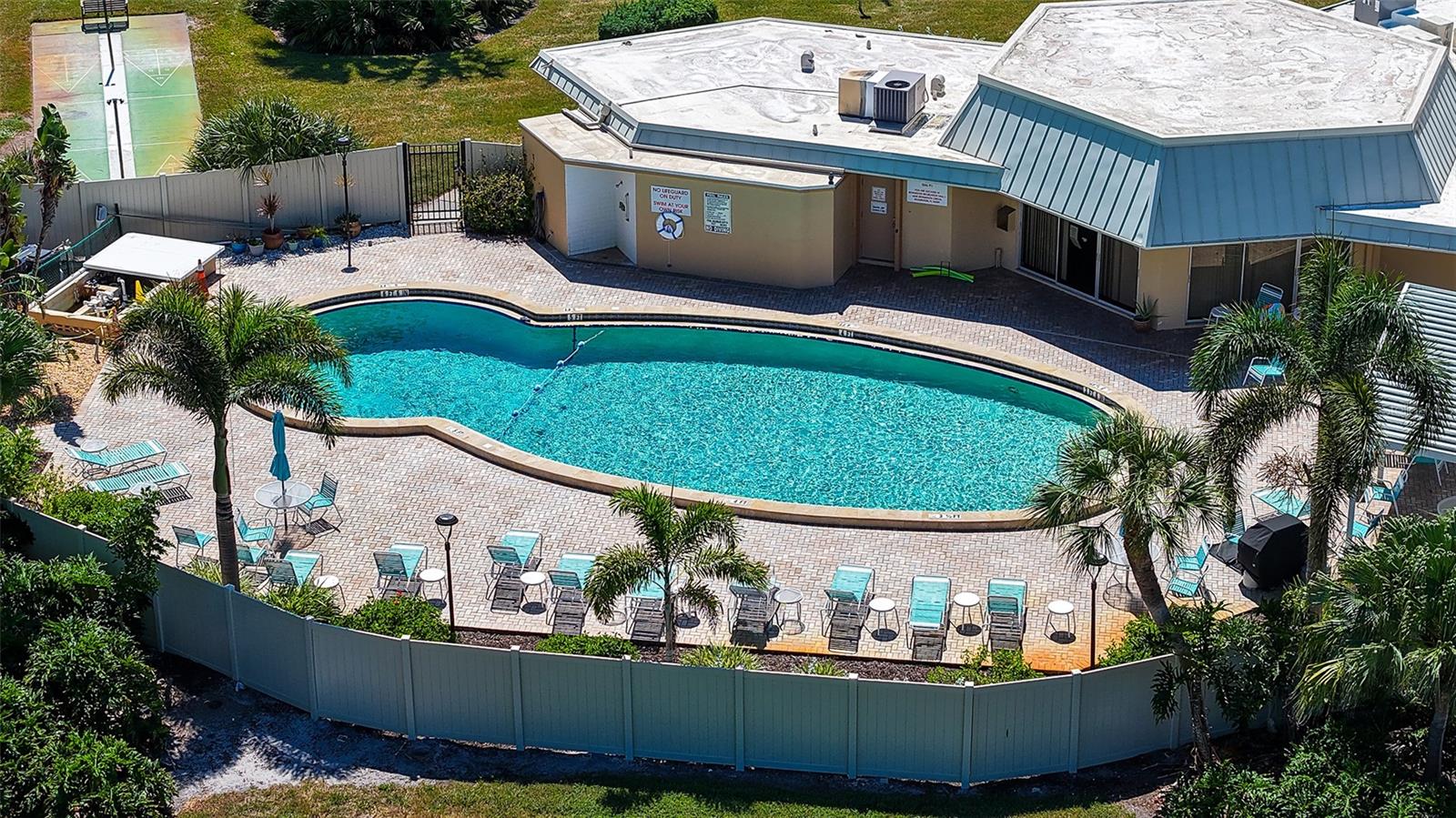 Image 37 of 68 For 4480 Ironwood Circle 311a