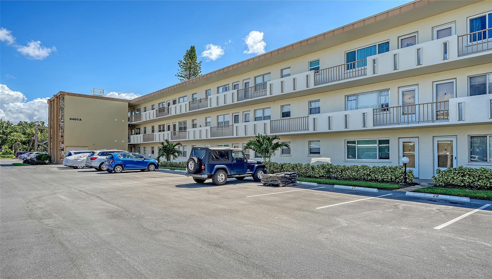 Image 8 of 68 For 4480 Ironwood Circle 311a