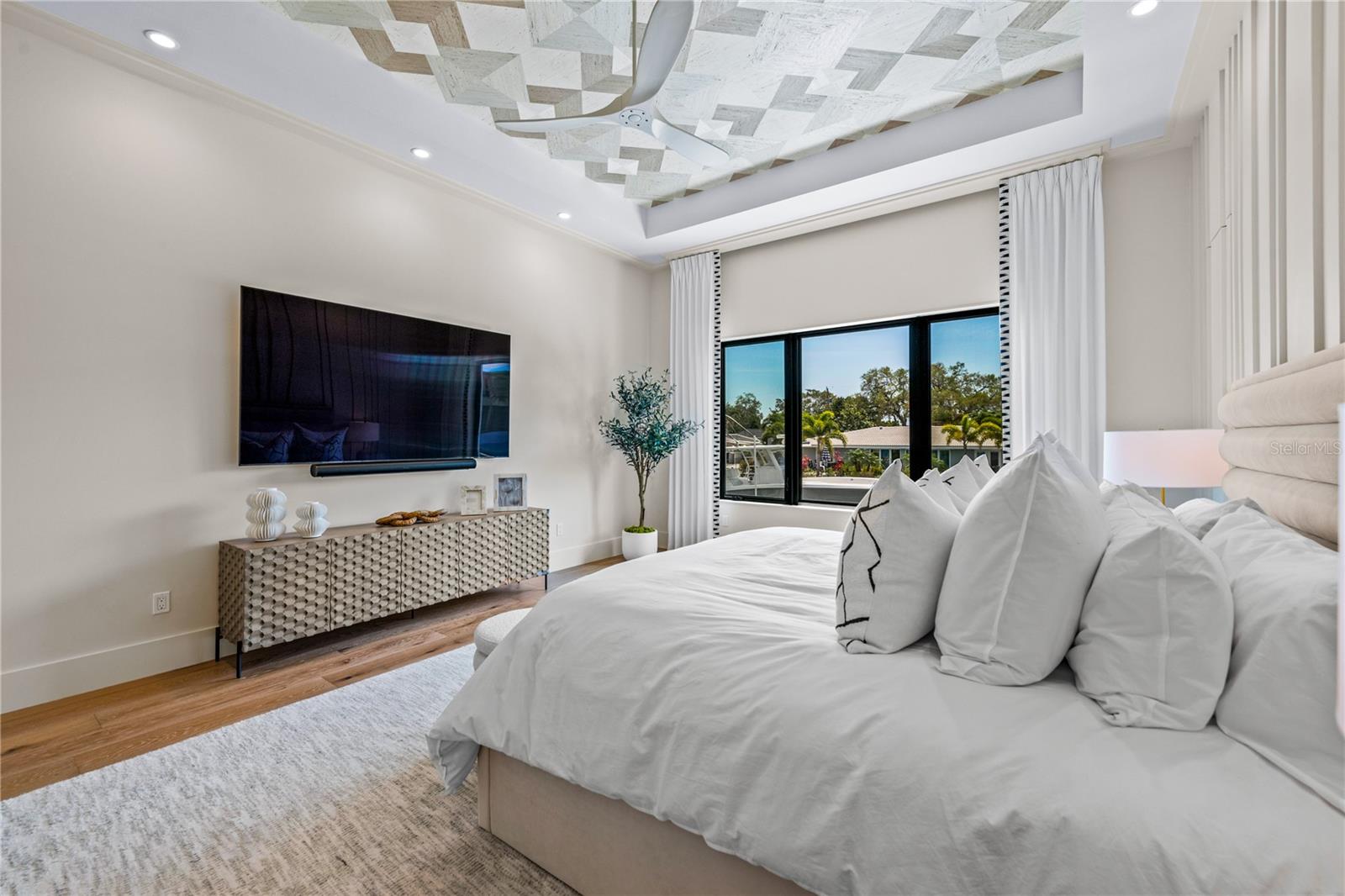 Image 47 of 97 For 5362 Shadow Lawn Drive