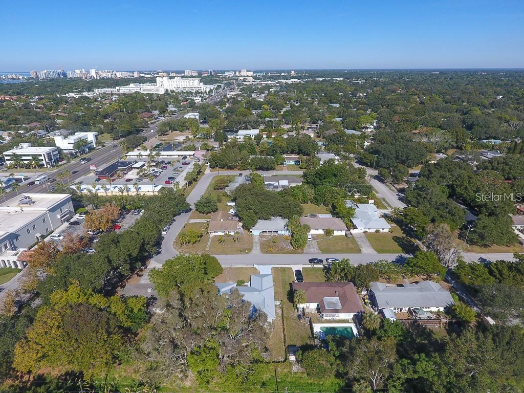 Image 45 of 49 For 2060 Sunnyside Place