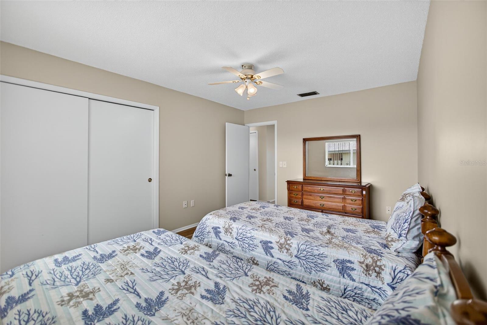 Image 22 of 45 For 6816 10th Avenue W