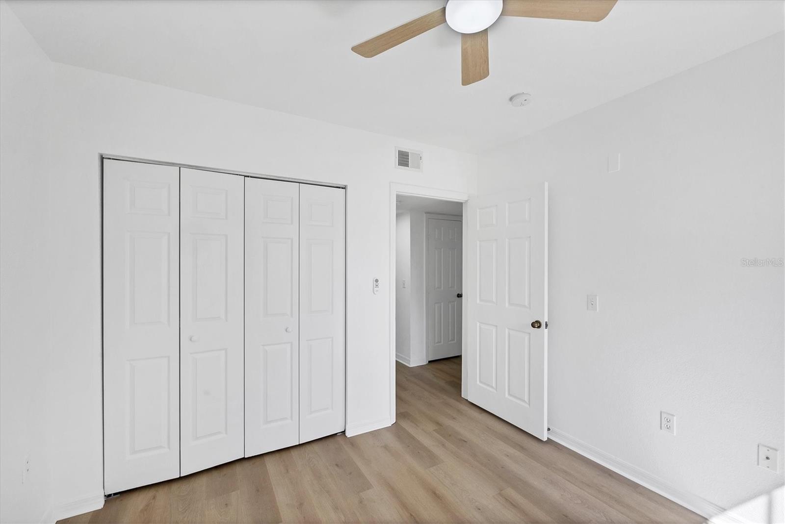 Image 27 of 46 For 1010 Villagio Circle 101