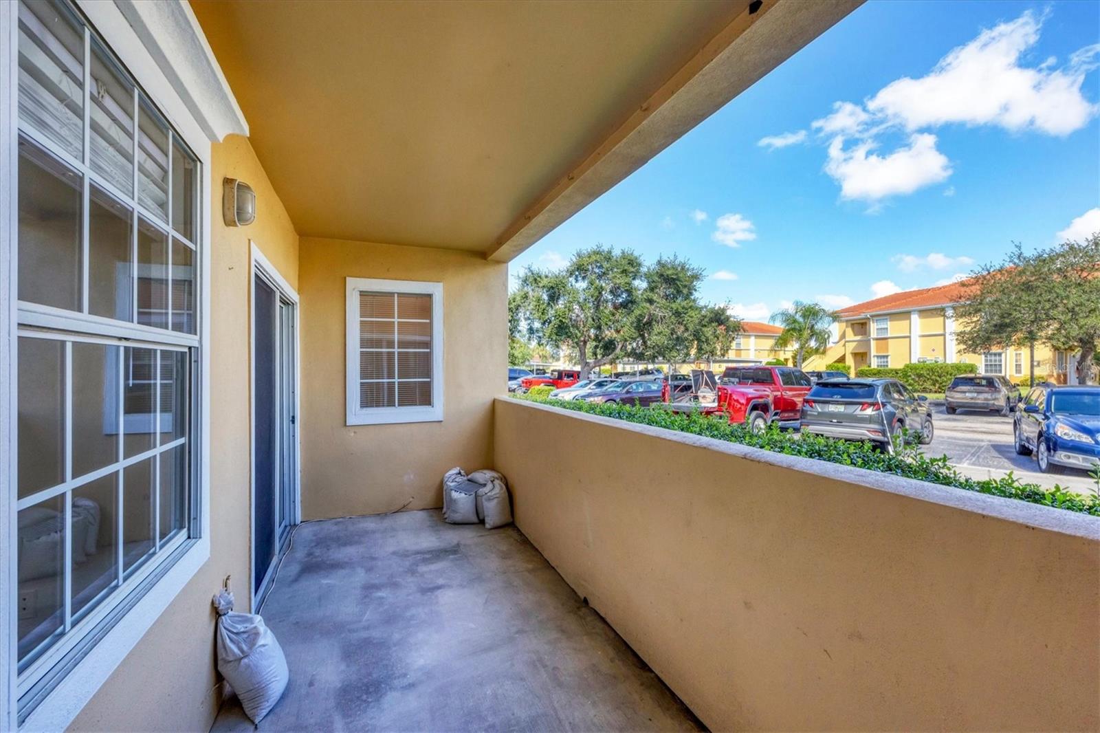 Image 31 of 46 For 1010 Villagio Circle 101
