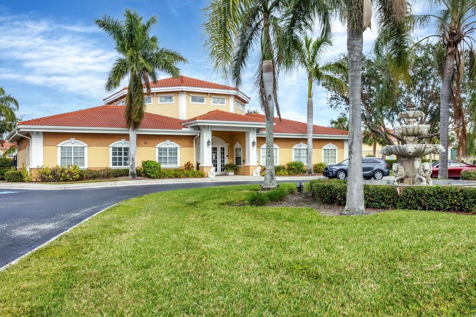Image 34 of 46 For 1010 Villagio Circle 101