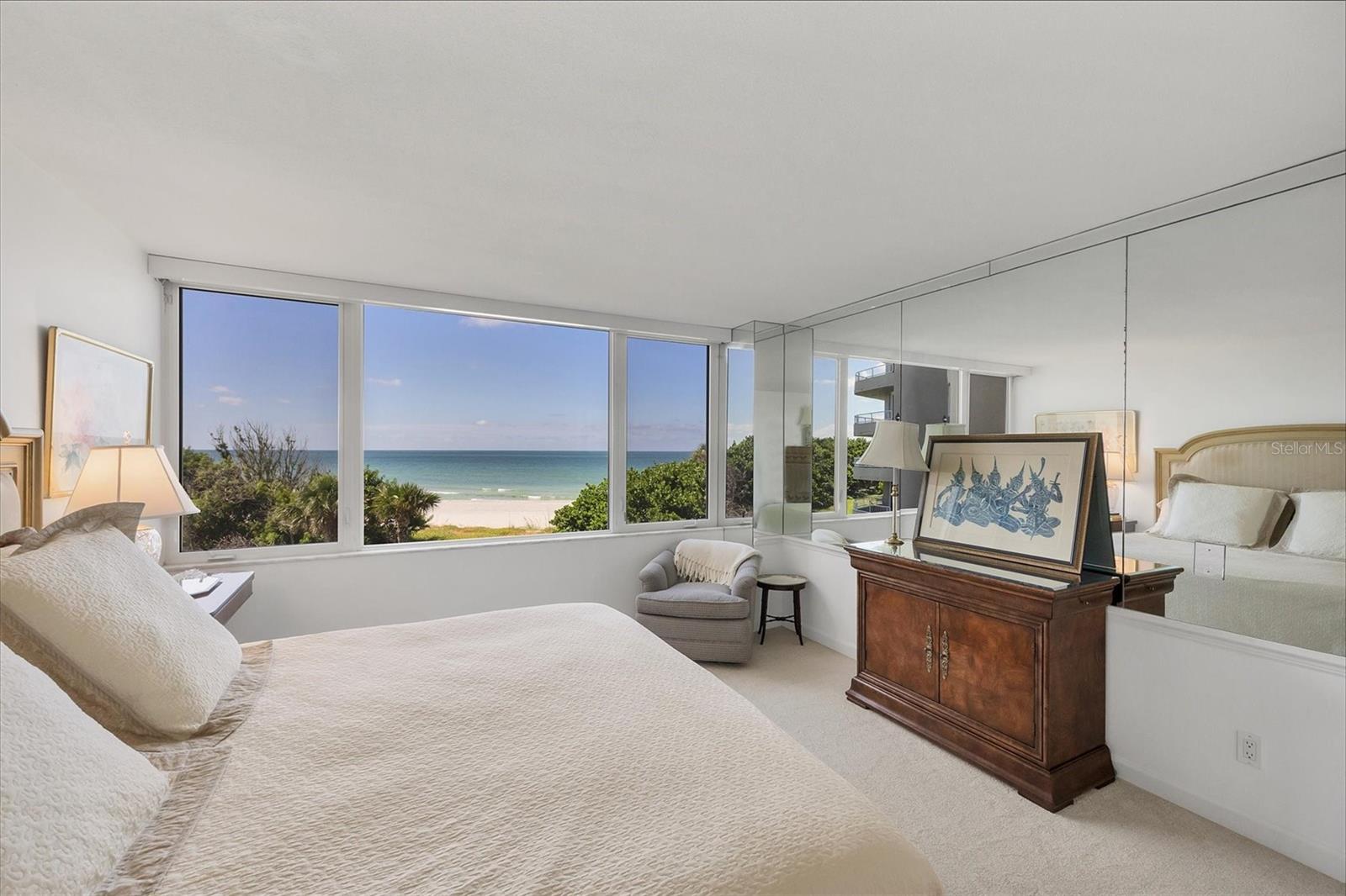 Image 15 of 72 For 775 Longboat Club Road 203