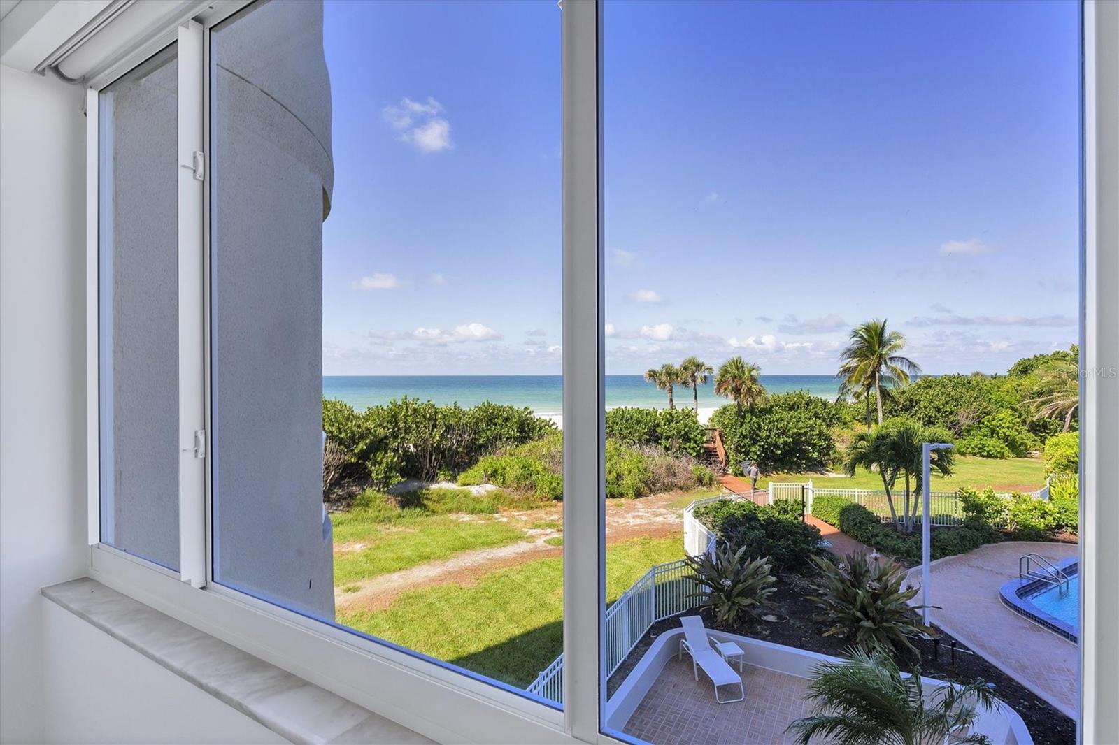 Image 28 of 72 For 775 Longboat Club Road 203