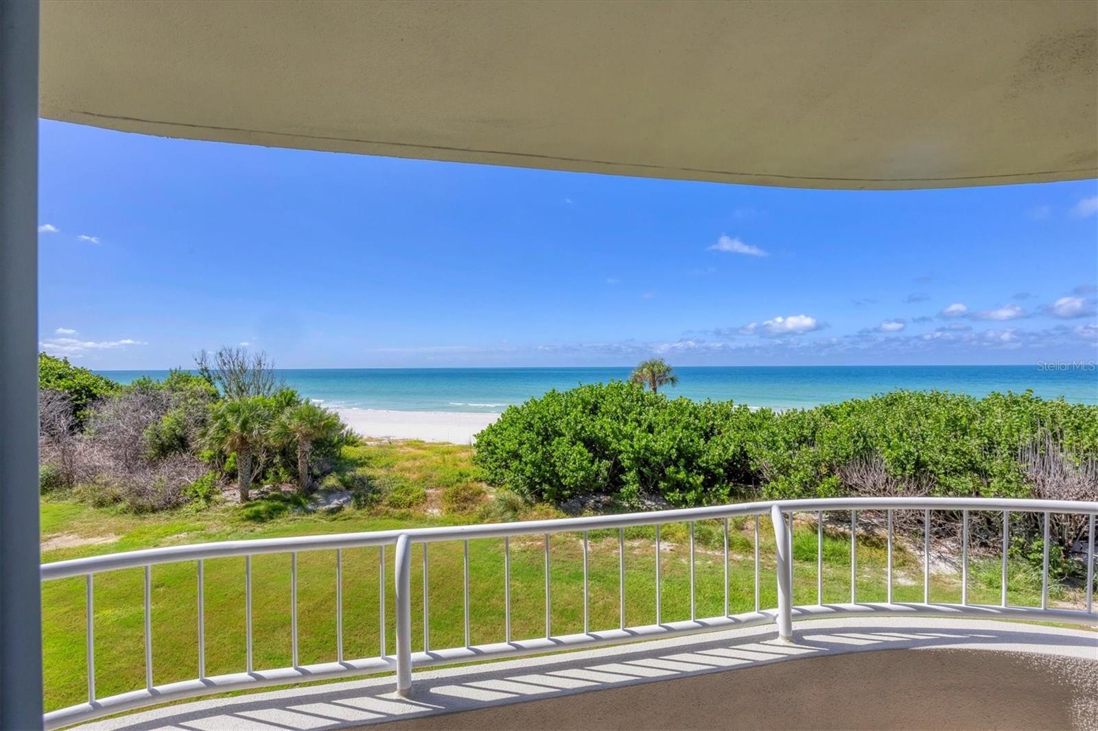 Image 31 of 72 For 775 Longboat Club Road 203