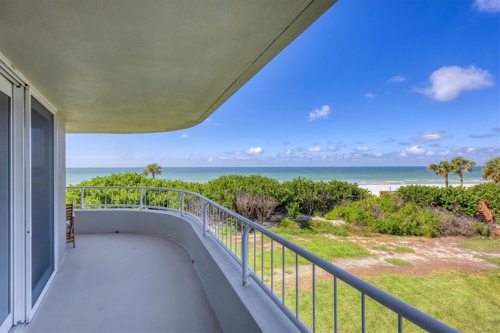 Image 33 of 72 For 775 Longboat Club Road 203
