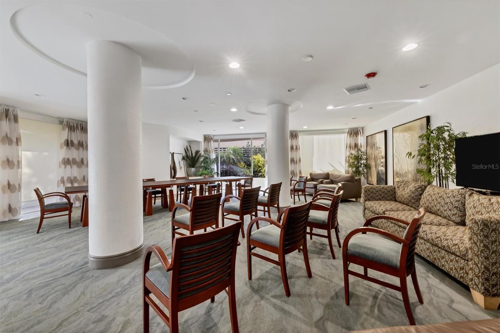 Image 39 of 72 For 775 Longboat Club Road 203