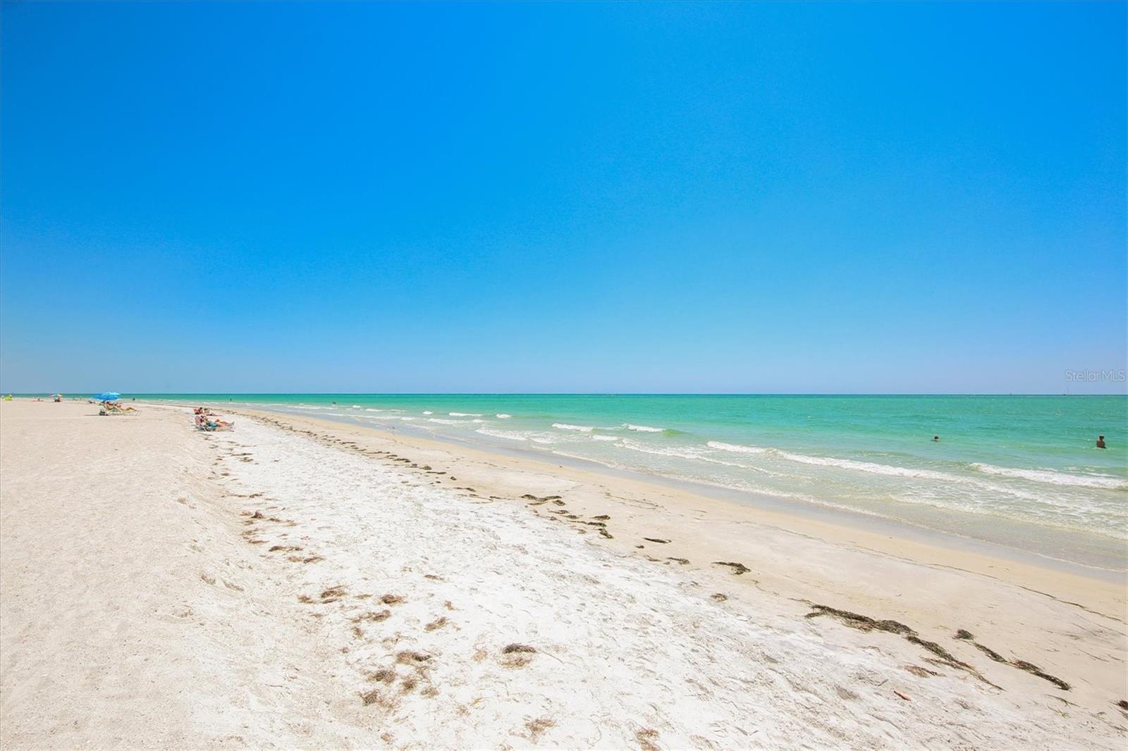 Image 46 of 72 For 775 Longboat Club Road 203